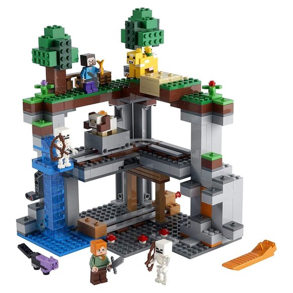 LEGO The First Adventure 21169 Building Set (542 Pieces) - Picture 1 of 7